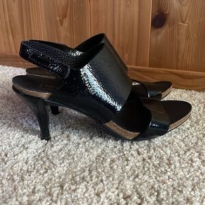 PEDRO GARCIA patent leather heels sandals
